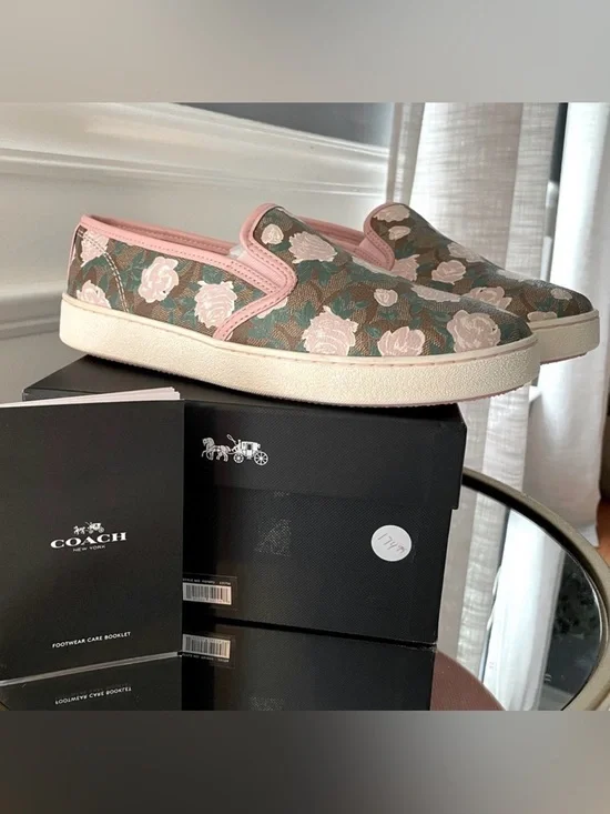 Coach HC8374U Women’s Pink Rose Floral Slip On Cannas Sneakers New in Box - Picture 3 of 8